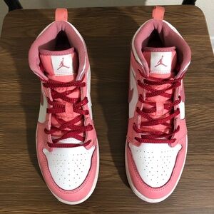 Nike Air Jordan 1 Mid Pearl Pink White GS Youth Kids Shoes Size 3Y DQ8424-616